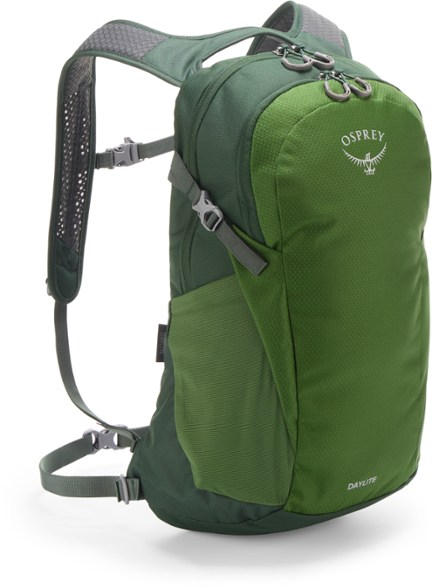 Osprey Daylite pack front view showcasing compact design and organizational pockets