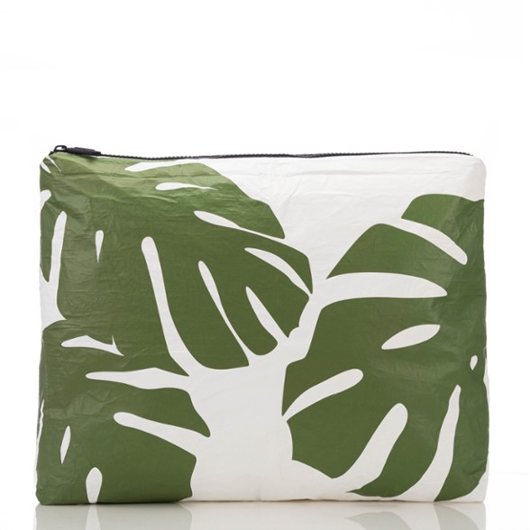 Max Pouch with splashproof fabric and zipper pocket for travel