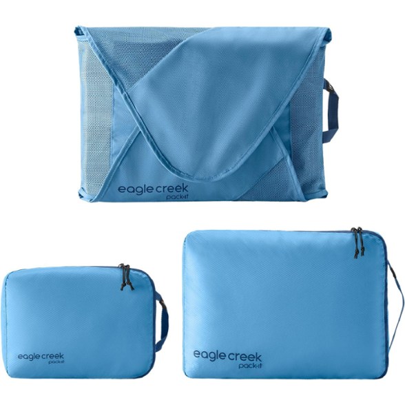 TravelMaster Packing Essentials Set - Garment Folder and Isolate Cubes